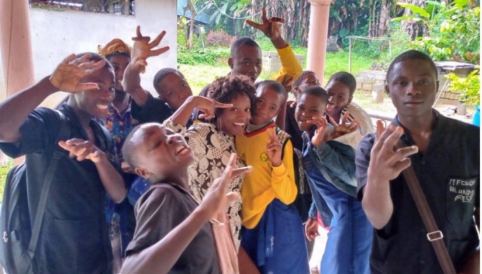 COMMUNION FRATERNELLE  À EFOULAN