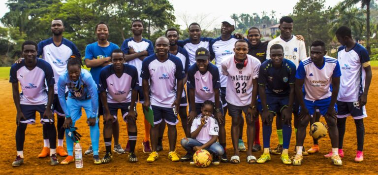 UNE JOURNÉE OÙ LE FOOTBALL A RENCONTRÉ L’ÉVANGILE